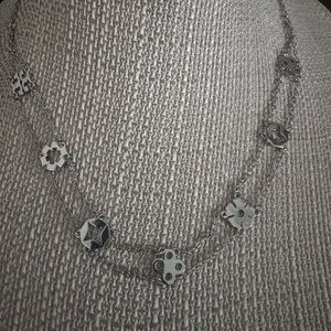 NWOT Tory Burch Dainty Silver Floral Necklace
